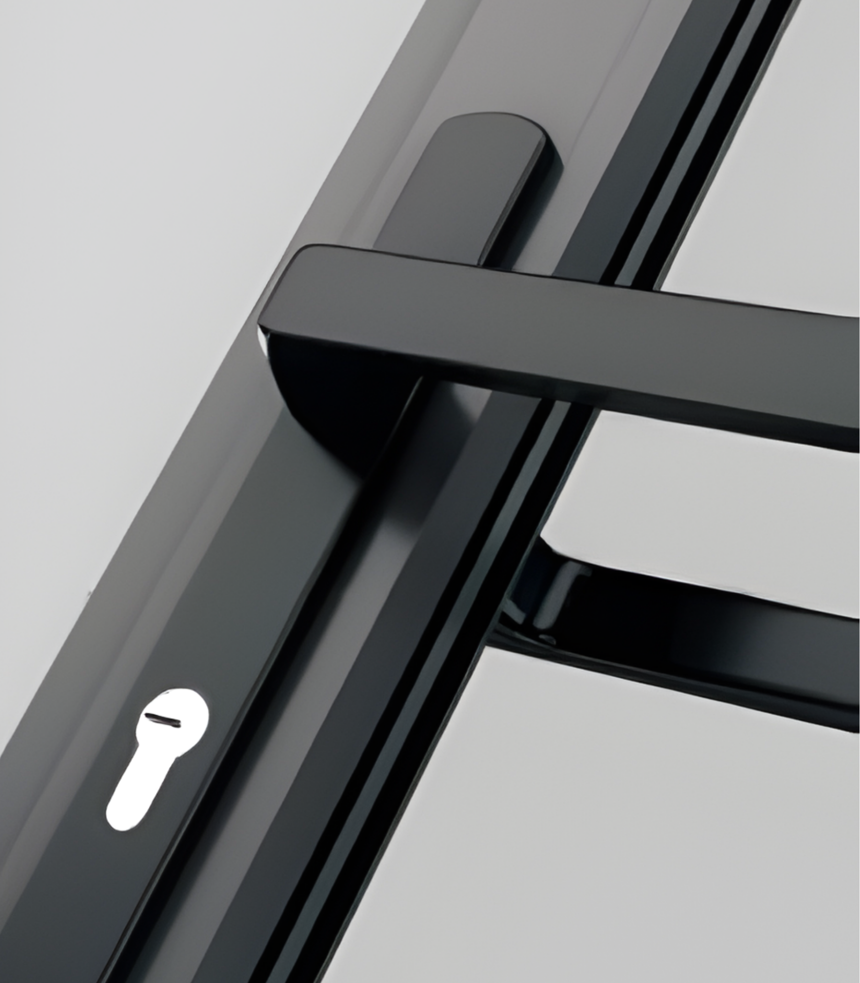 VLX 100 Swing / Entry Door in Jacksonville, FL | Meridian Windows and Doors Jacksonville - detail 3